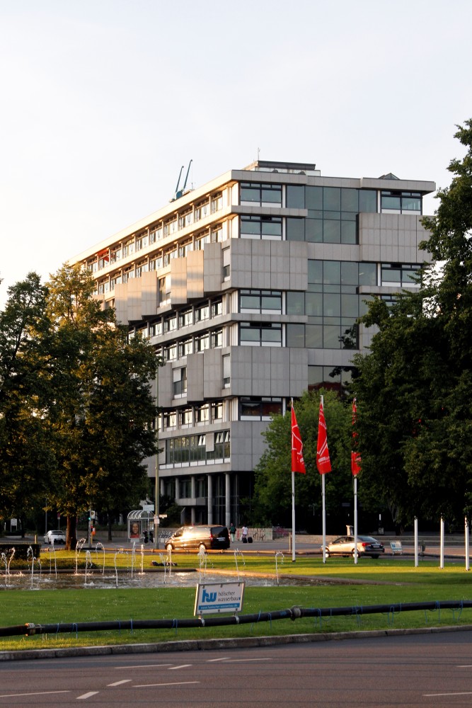 Edificio de la facultad de arquitectura de la Universidad Técnica