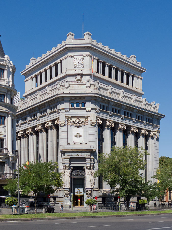 Edificio de las Cariátides, sede del Instituto Cervantes