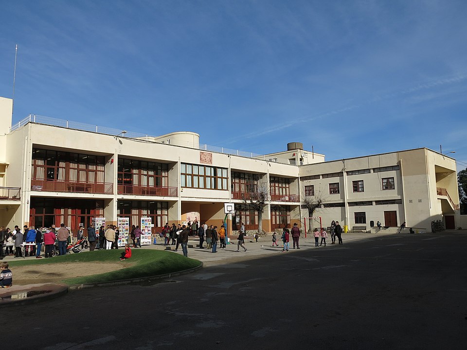 Grupo escolar Els Convents